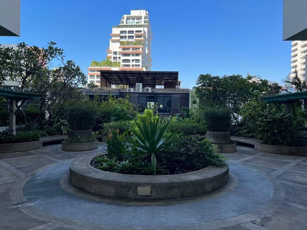 Supalai Place Condominium MAM (Sukhumvit 39 Phrom Phong) - Image 15