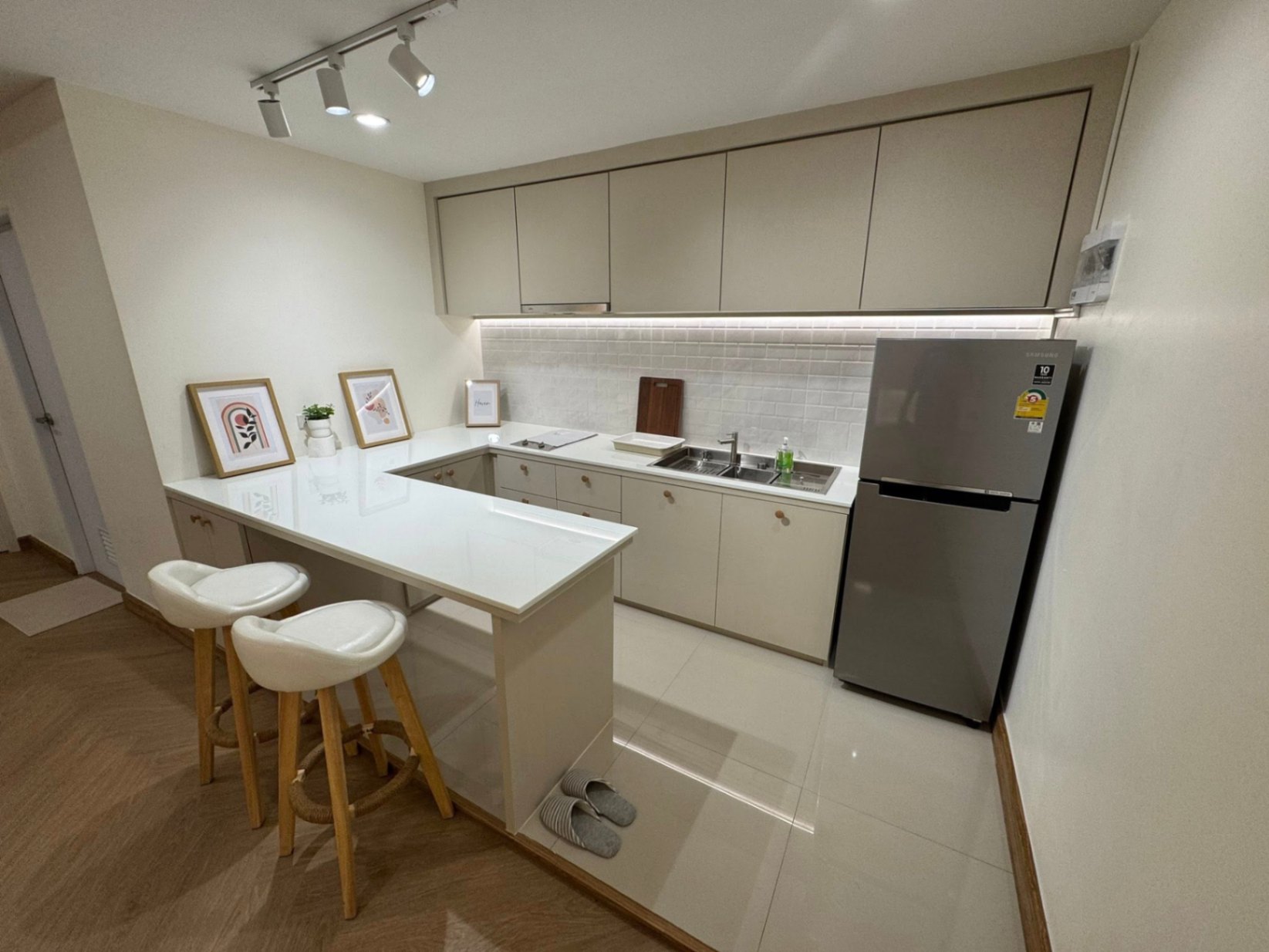 1 ห้องนอน คอนโด สำหรับขาย ใน บางกะปิ, ห้วยขวาง, กรุงเทพมหานคร - Image 23