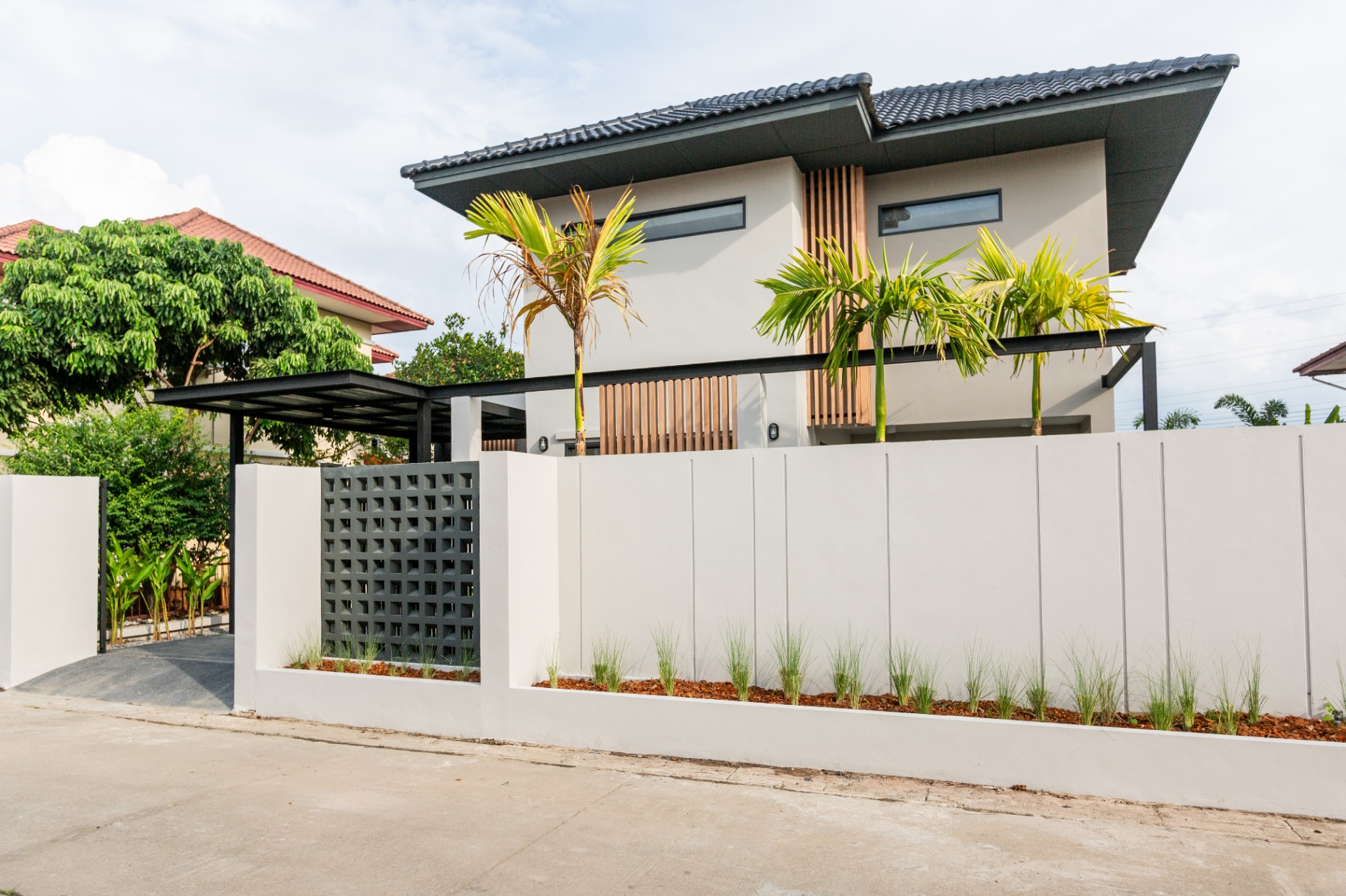 4 Bedroom House For Sale in Ban Waen, Hang Dong, Chiang Mai - Image 2