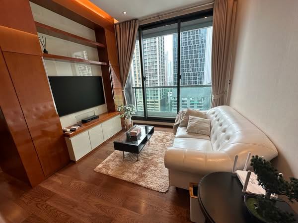 The Address Sukhumvit 28 - Image 1