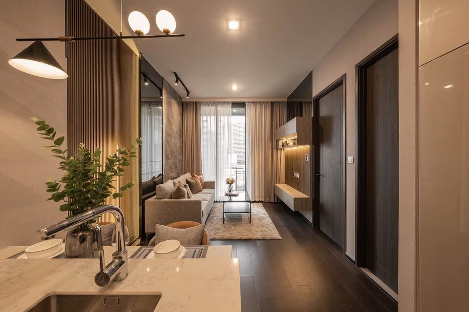 Laviq Sukhumvit 57 - Image 1