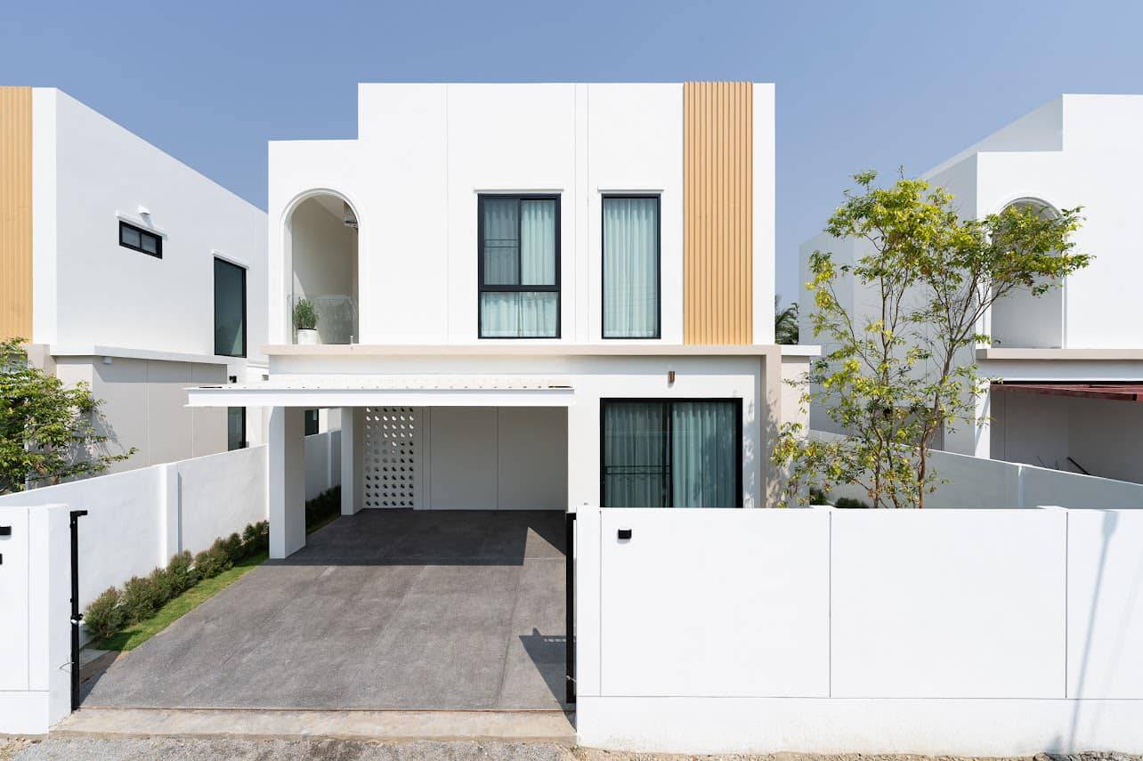 3 Bedroom House For Sale in San Phak Wan, Hang Dong, Chiang Mai - Image 1