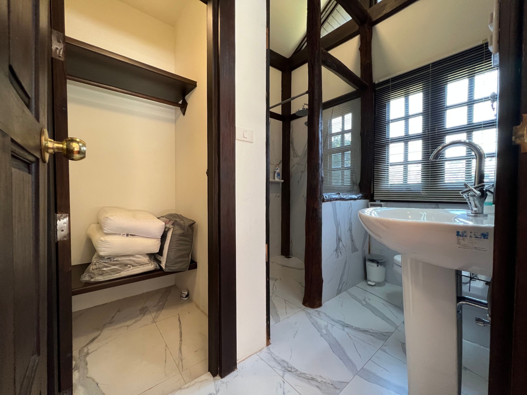 3 Bedroom House For Sale in Ban Pong, Hang Dong, Chiang Mai - Image 18