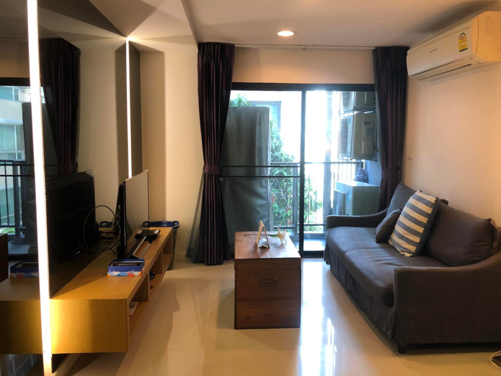 Zenith Place Sukhunvit 42 - Image 1