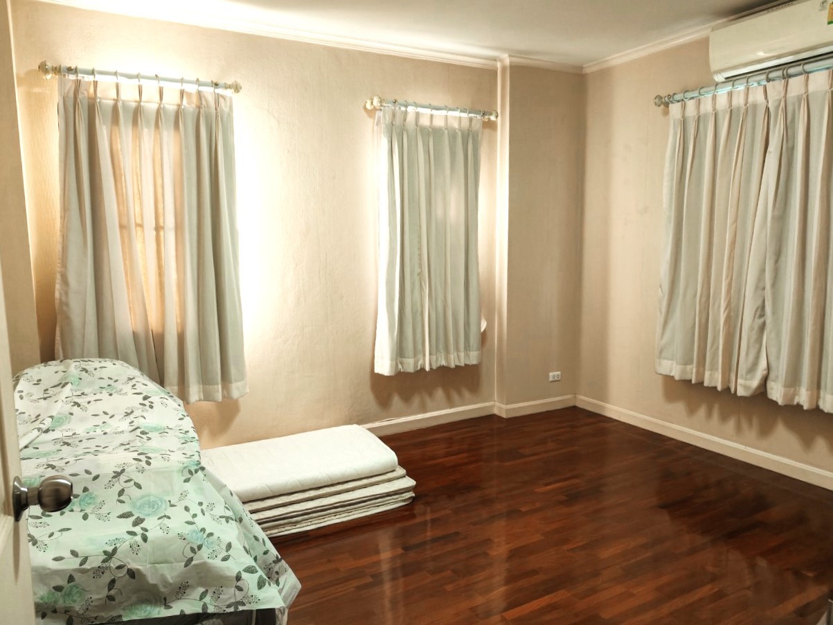 Chonlada Land&House - Image 7