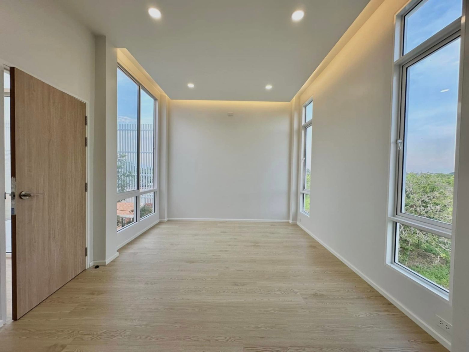 3 Bedroom House For Sale in Tha Wang Tan, Saraphi, Chiang Mai - Image 9