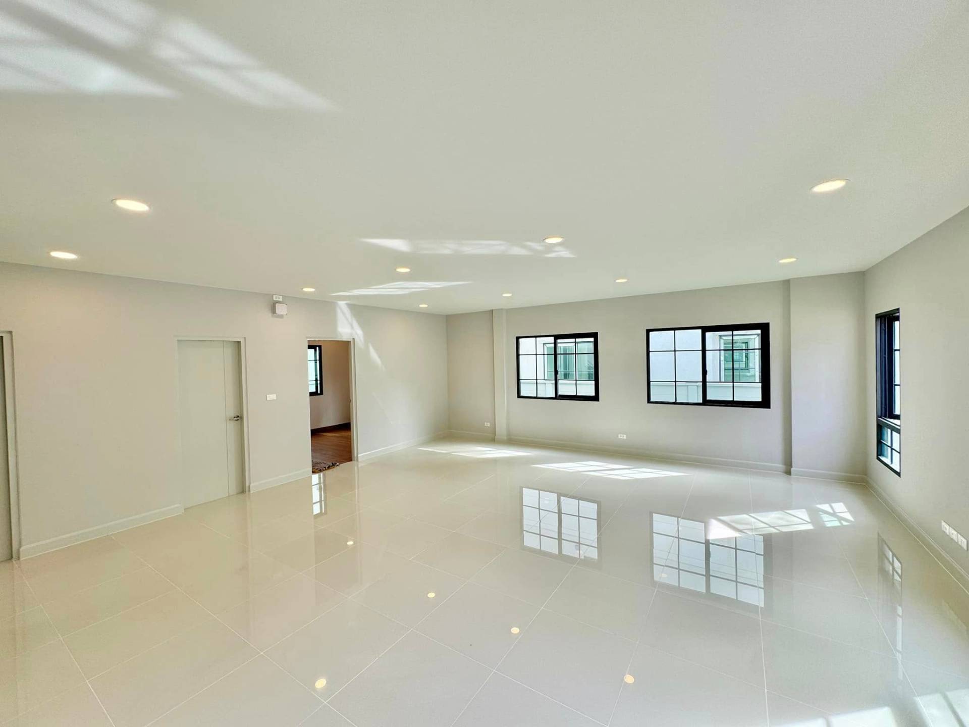 Centro Bangna - Image 18