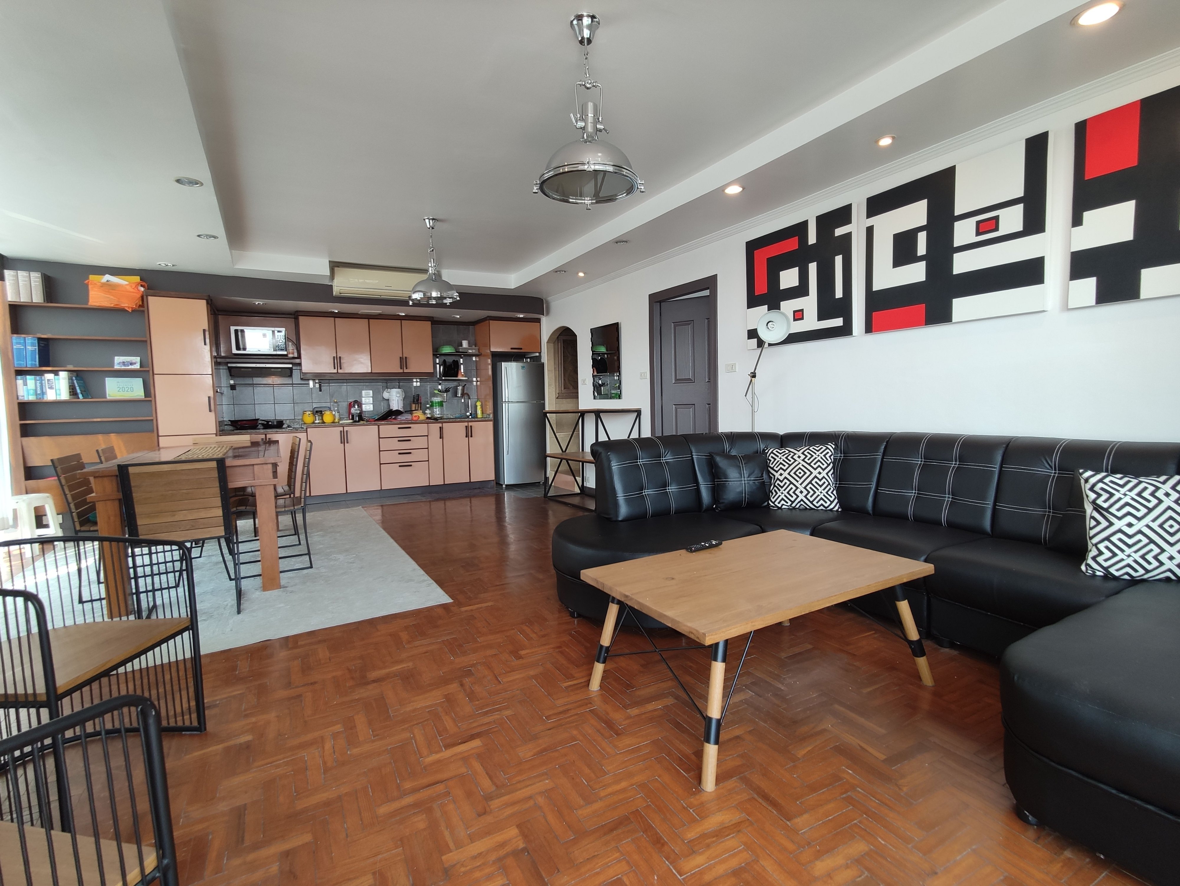Supanich Condo - Image 1