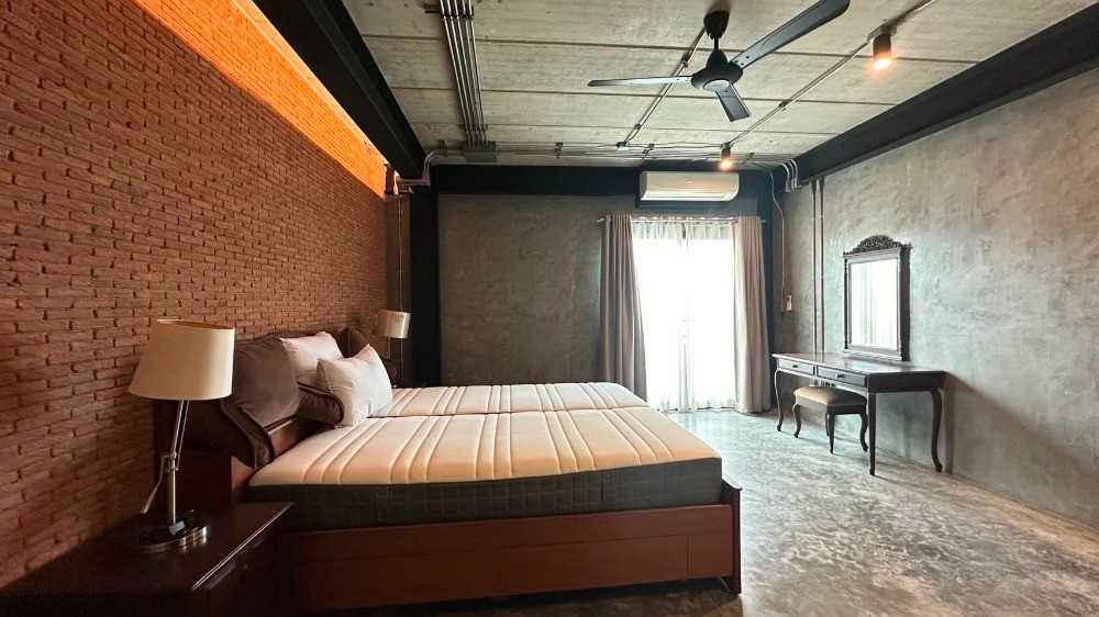 3 Bedroom Condo For Rent in Phra Khanong Nuea, Vadhana, Bangkok - Image 13