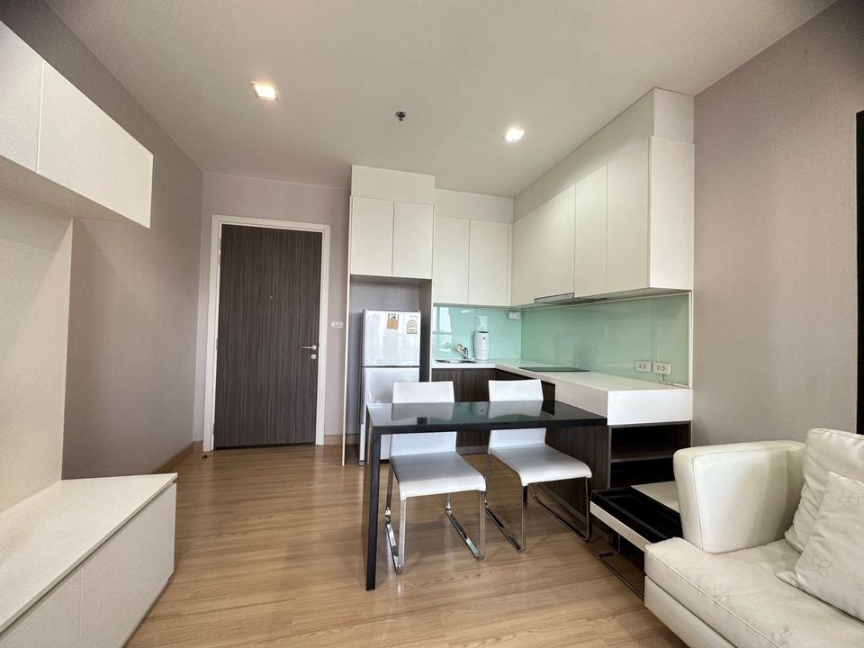 Urbano Absolute Sathon - Taksin - Image 9
