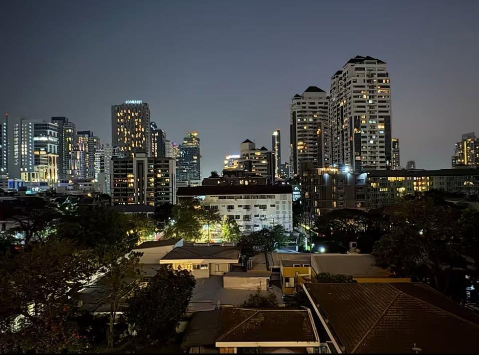 1 Bedroom Condo For Rent in Khlong Tan Nuea, Vadhana, Bangkok - Image 8