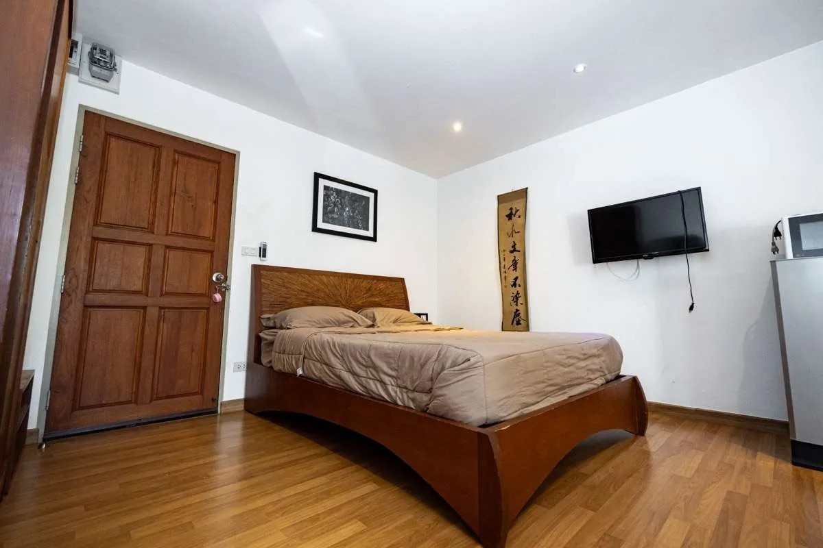 Night Bazaar Condotel - Image 3