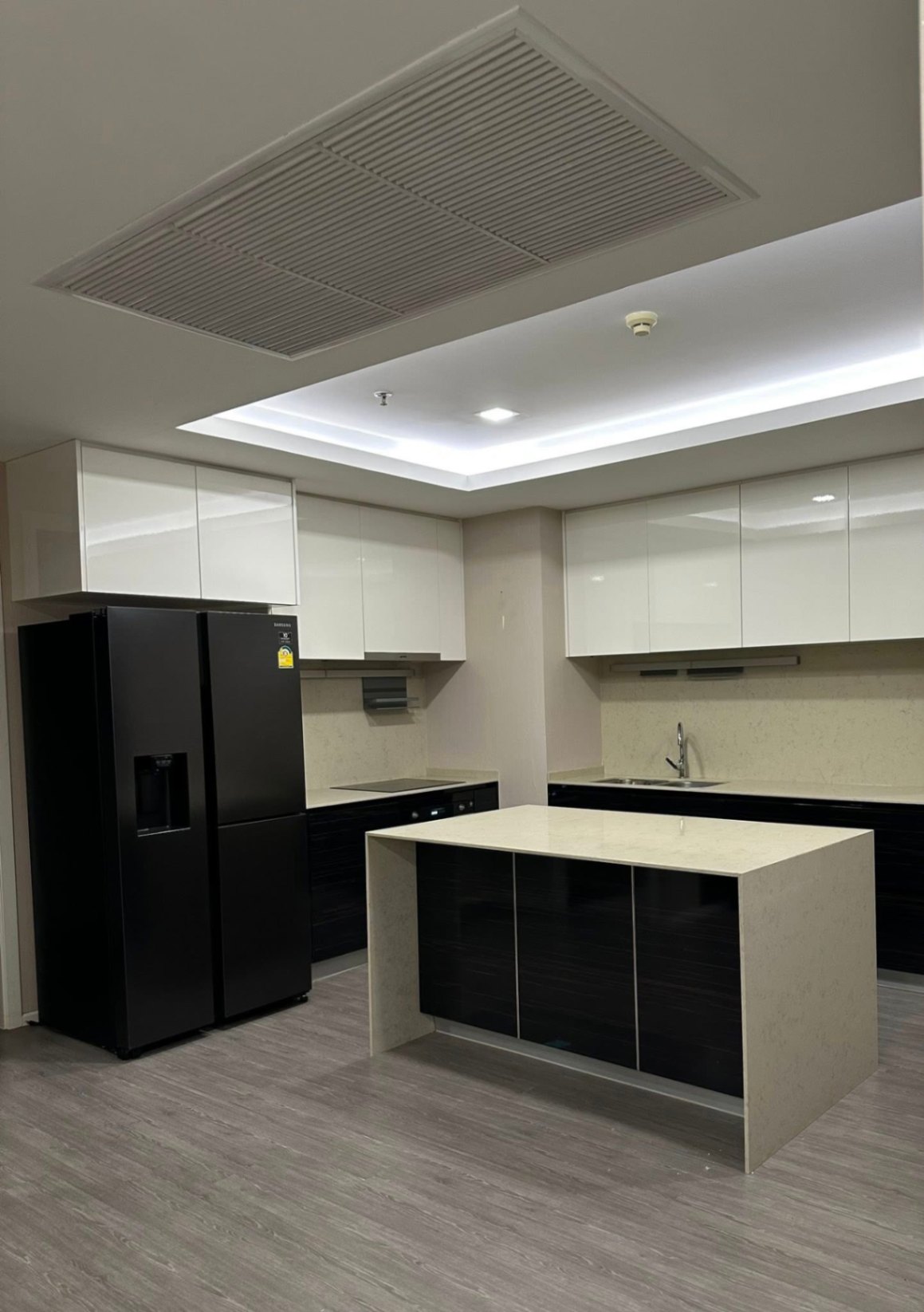 Nusasiri Grand Condominium - Image 3