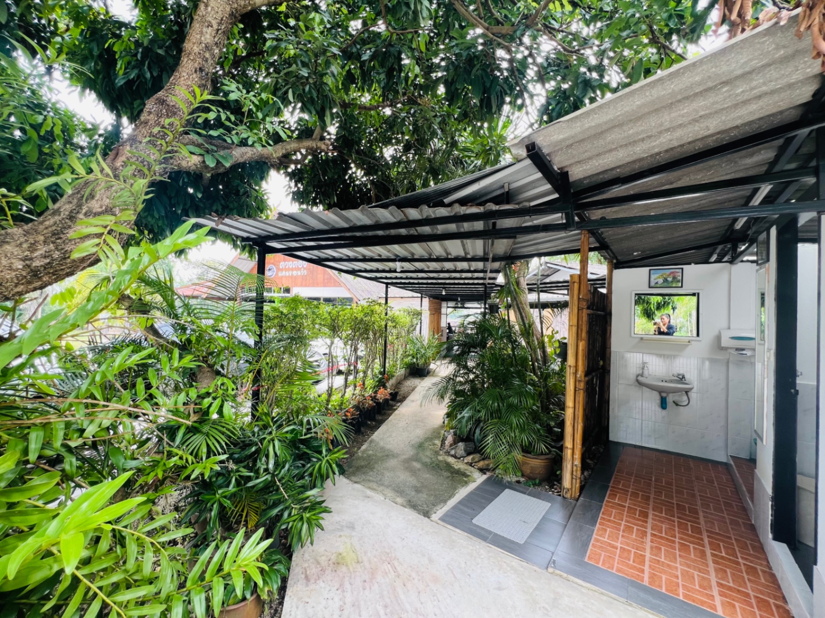 3 Bedroom House For Sale in Nam Phrae, Hang Dong, Chiang Mai - Image 26