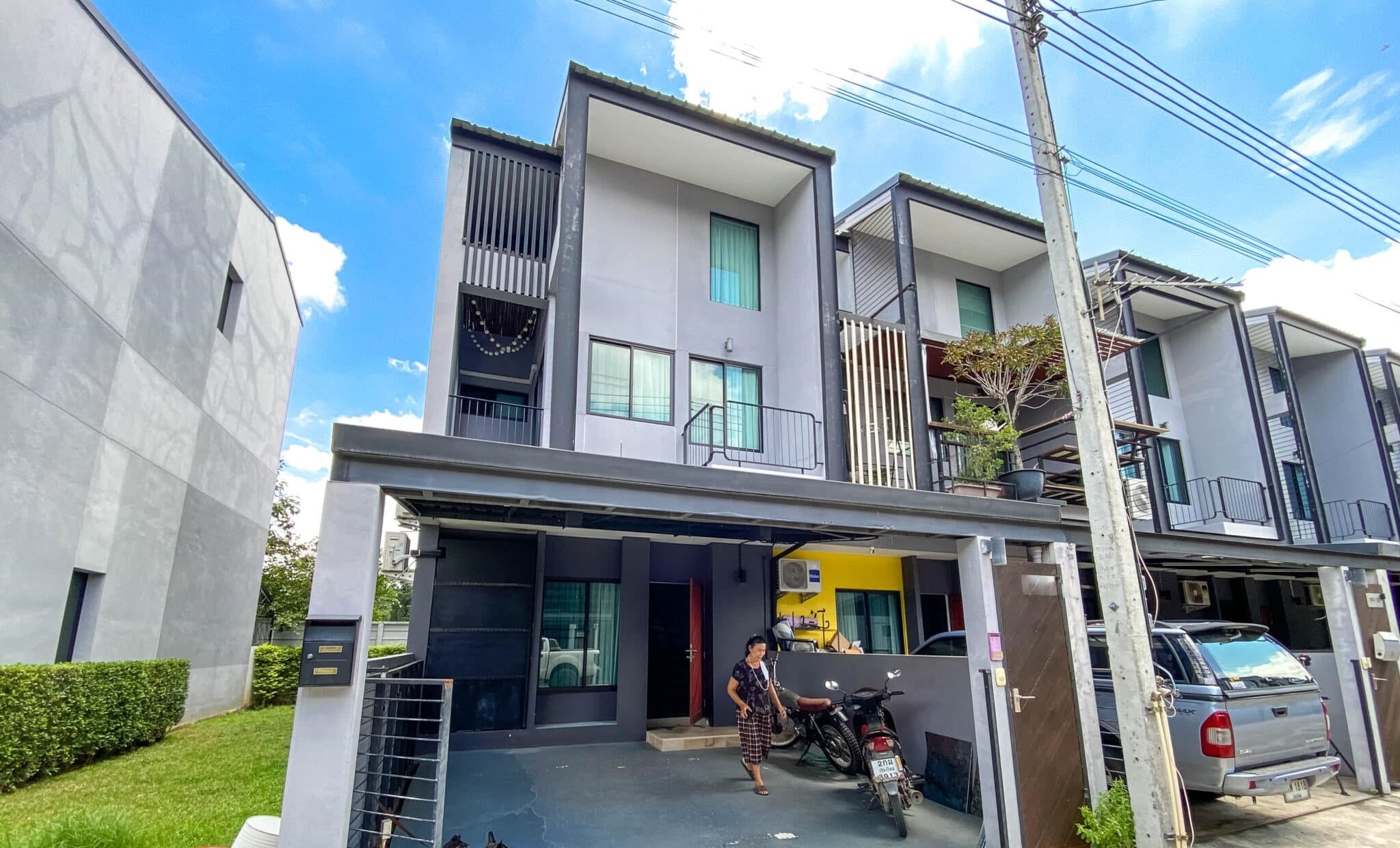 The Urbana+ 3 - Image 1