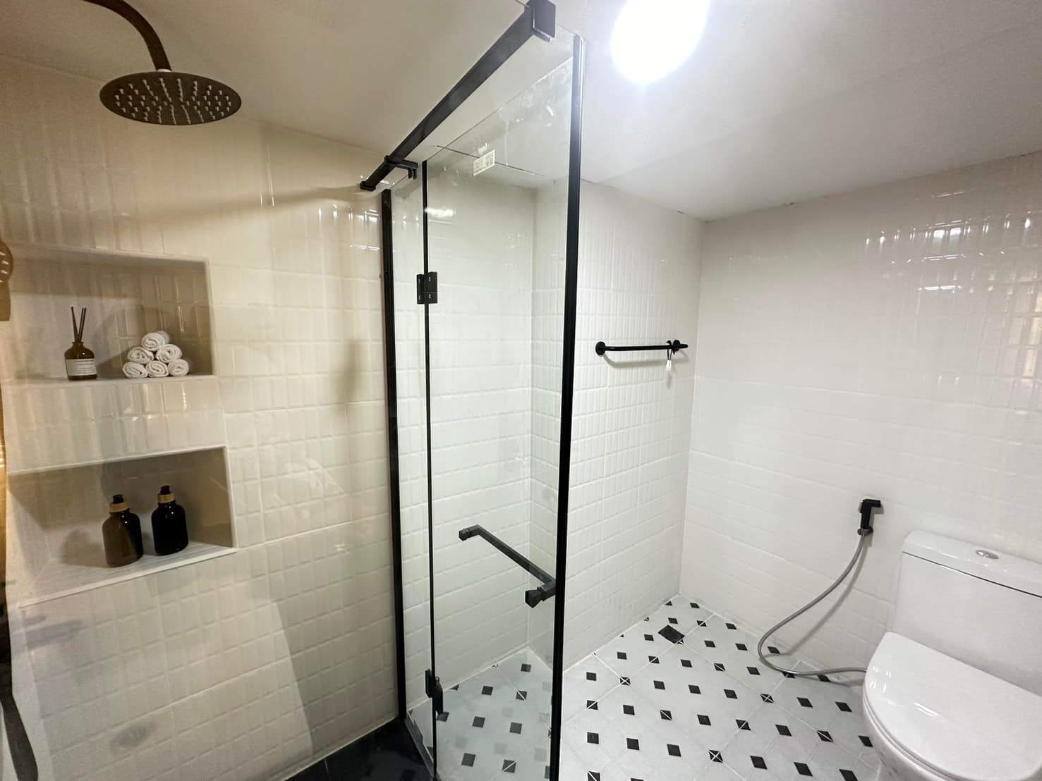 PP Condo - Image 12