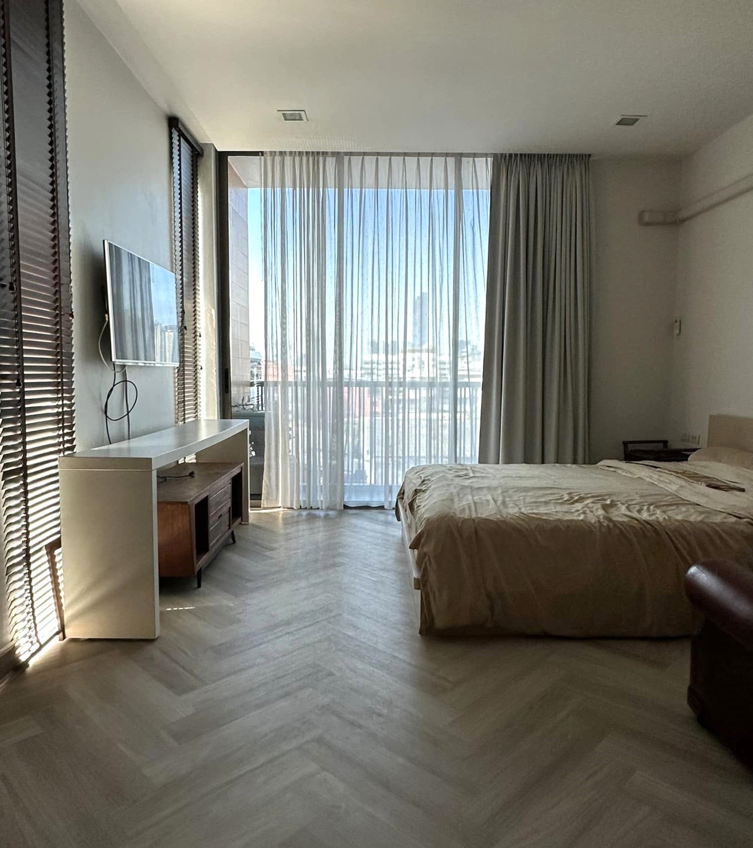 Studio Condo For Sale in Thung Wat Don, Sathon, Bangkok - Image 1