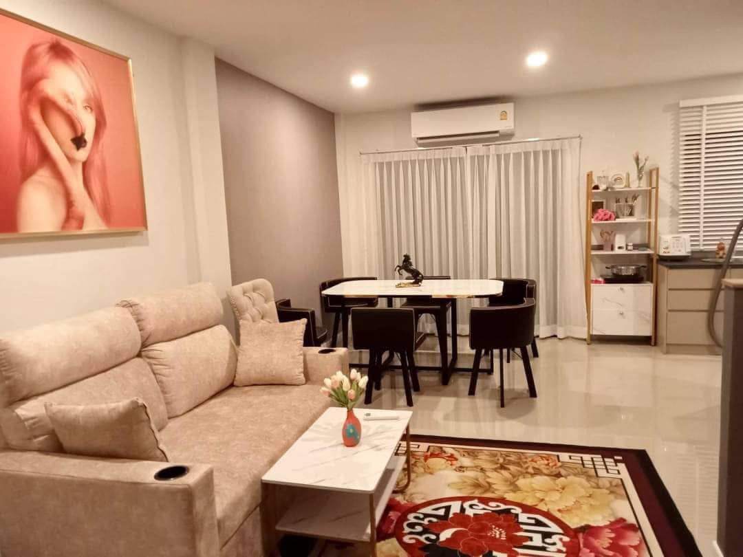LUMPINI TOWNPLACE SUKHUMVIT - SRINAKARIN - Image 4