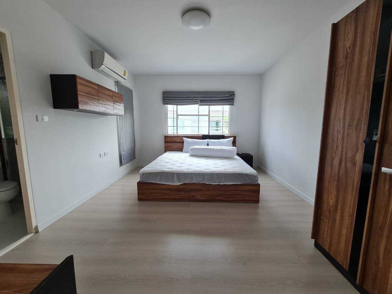 2 ห้องนอน ทาวน์เฮาส์ สำหรับเช่า ใน บางแก้ว, บางพลี, สมุทรปราการ - Image 3