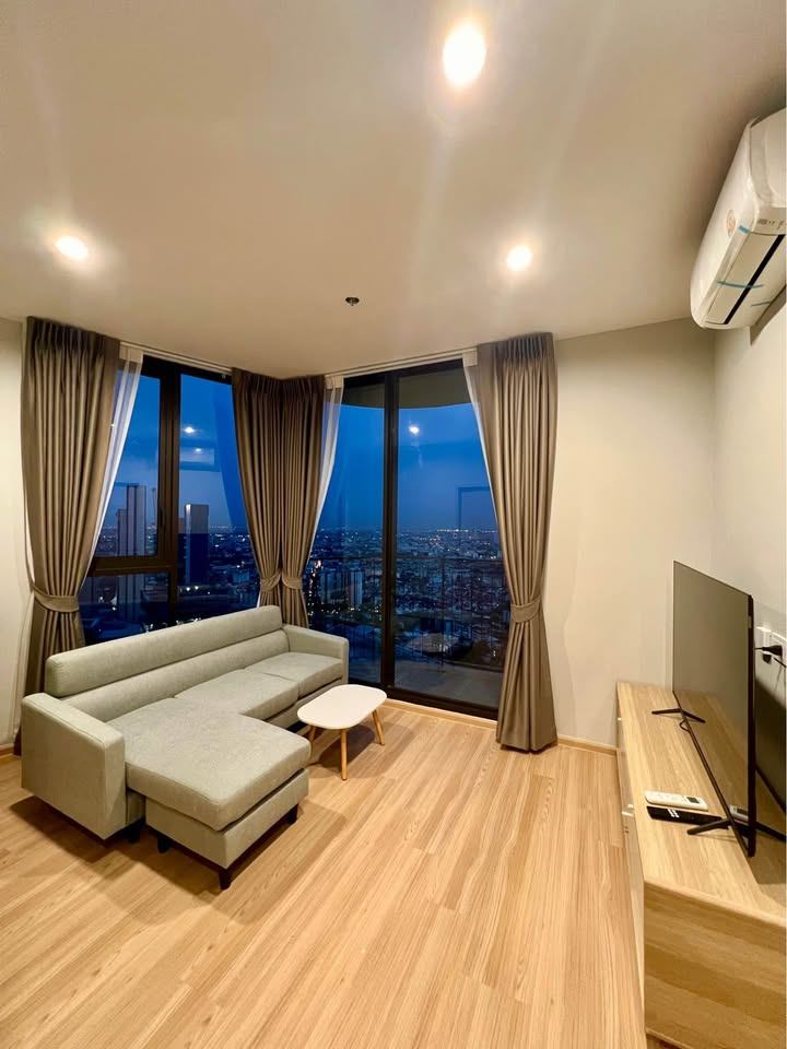 2 Bedroom Condo For Rent in Bang Chak, Phra Khanong, Bangkok - Image 1