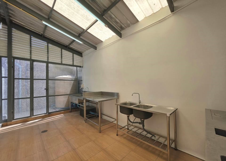 3 Bedroom Townhouse For Sale in Suan Luang, Suan Luang, Bangkok - Image 6