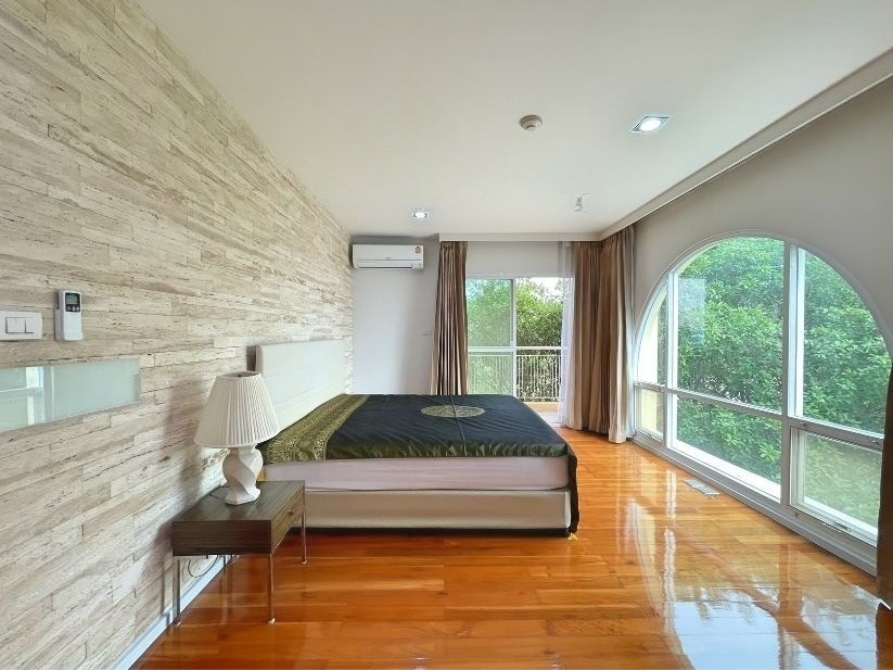 3 Bedroom Condo For Sale in Phra Khanong, Khlong Toei, Bangkok - Image 5
