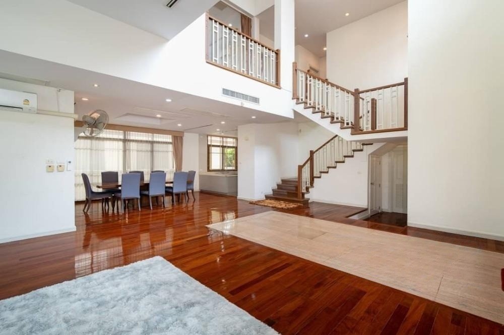 4 Bedroom House For Sale in Phra Khanong Nuea, Vadhana, Bangkok - Image 5