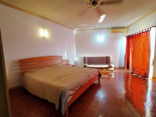 Riverside Condo - Image 7