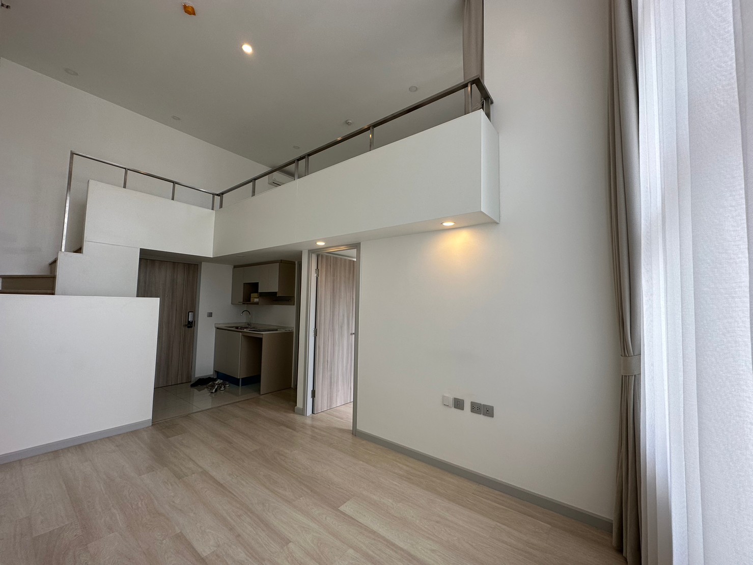 KnightsBridge Prime Sathorn - Image 1