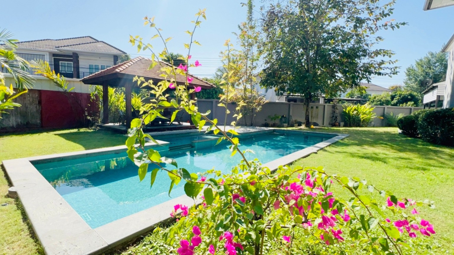 5 Bedroom House For Sale in Nong Khwai, Hang Dong, Chiang Mai - Image 6