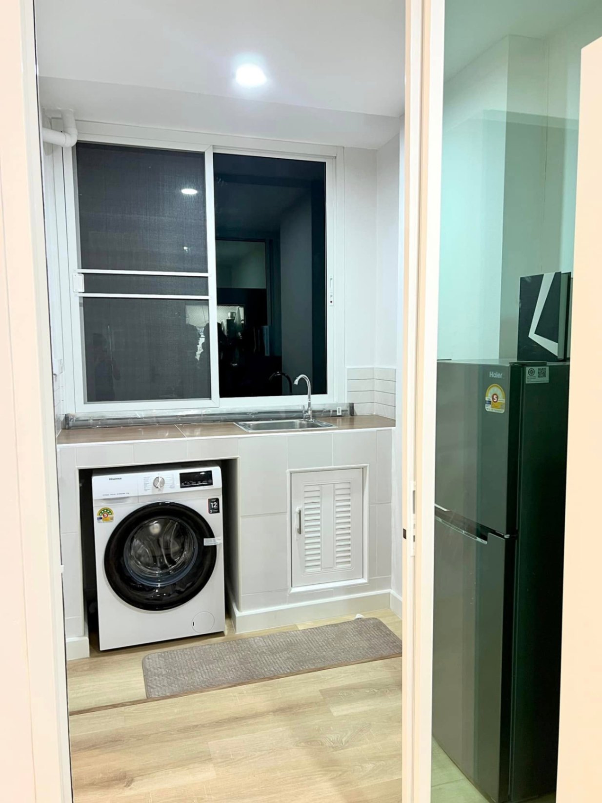 SR Land Condo - Image 2