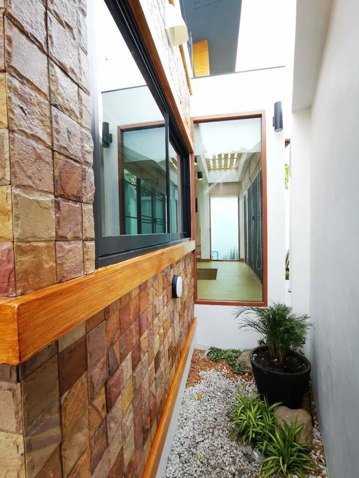 3 Bedroom House For Rent in Pa Daet, Mueang Chiang Mai, Chiang Mai - Image 12