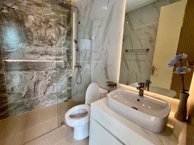 7 Bedroom House For Sale in Mae Hia, Mueang Chiang Mai, Chiang Mai - Image 19