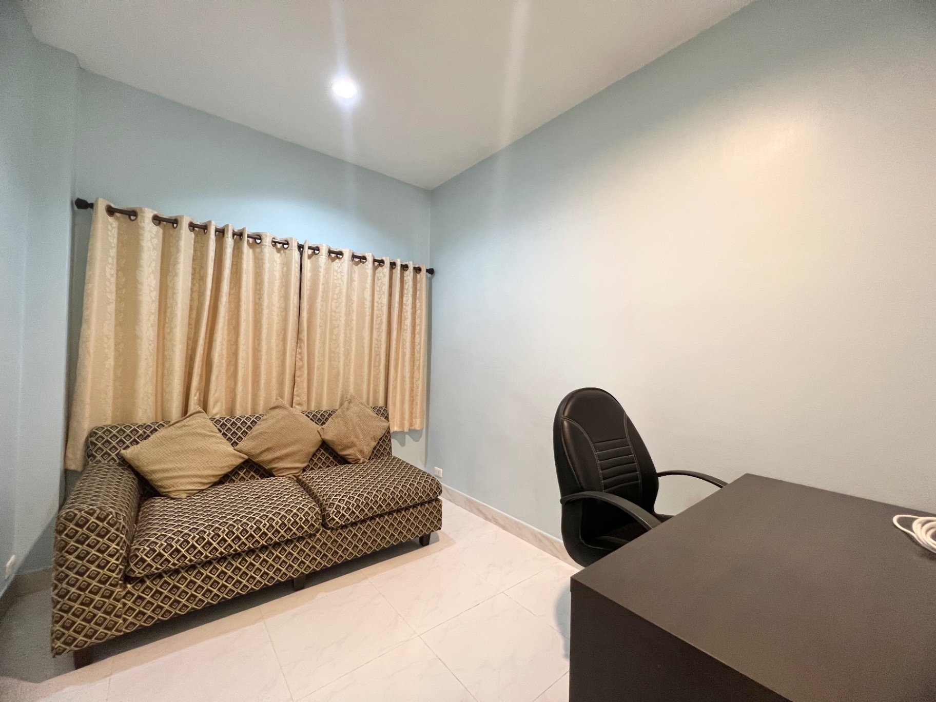 3 Bedroom House For Sale in Nong Khwai, Hang Dong, Chiang Mai - Image 10