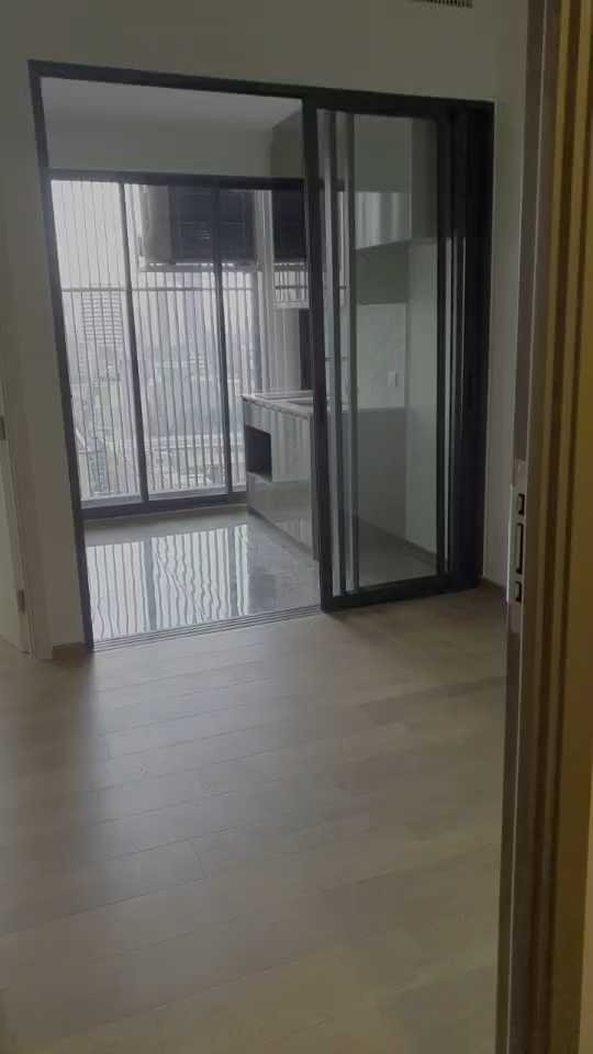 1 Bedroom Condo For Sale in Thanon Phet Buri, Ratchathewi, Bangkok - Image 1