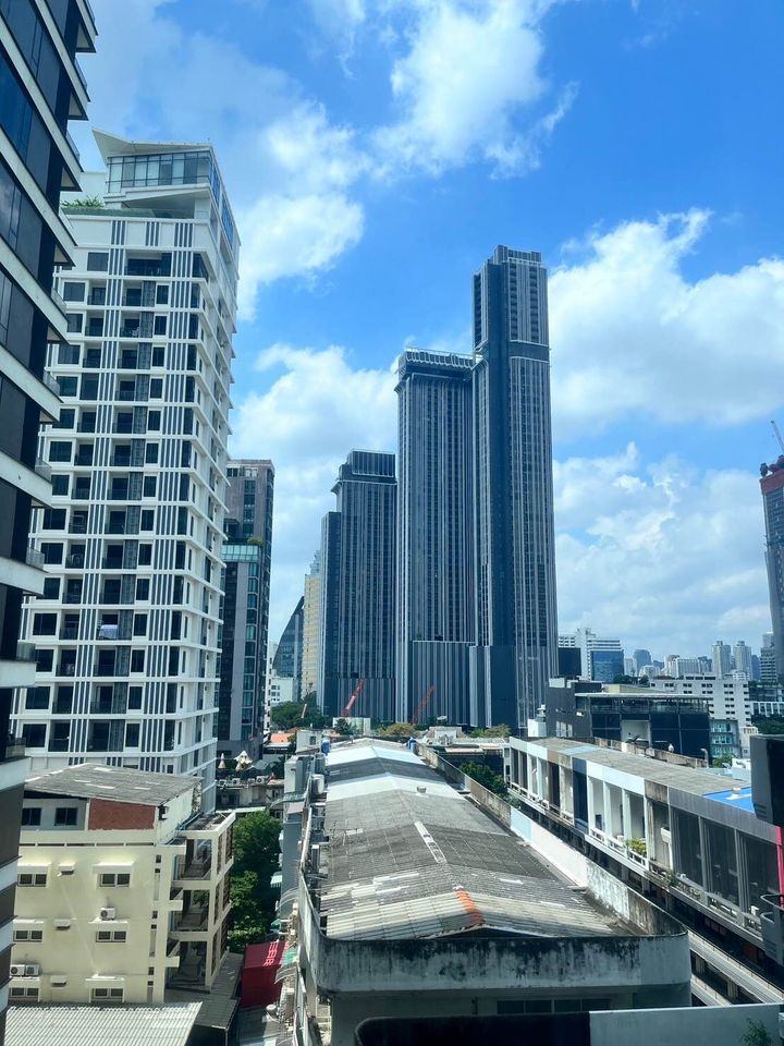 วายน์ สุขุมวิท - Image 9