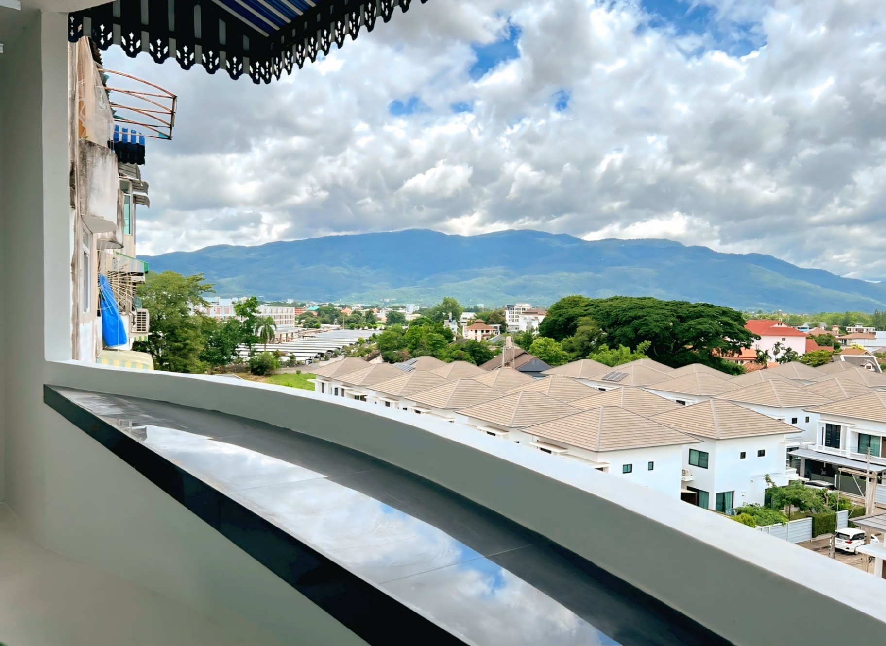 Lanna Condo - Image 3