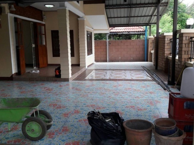 Siriwattana Niwet Village - Image 2