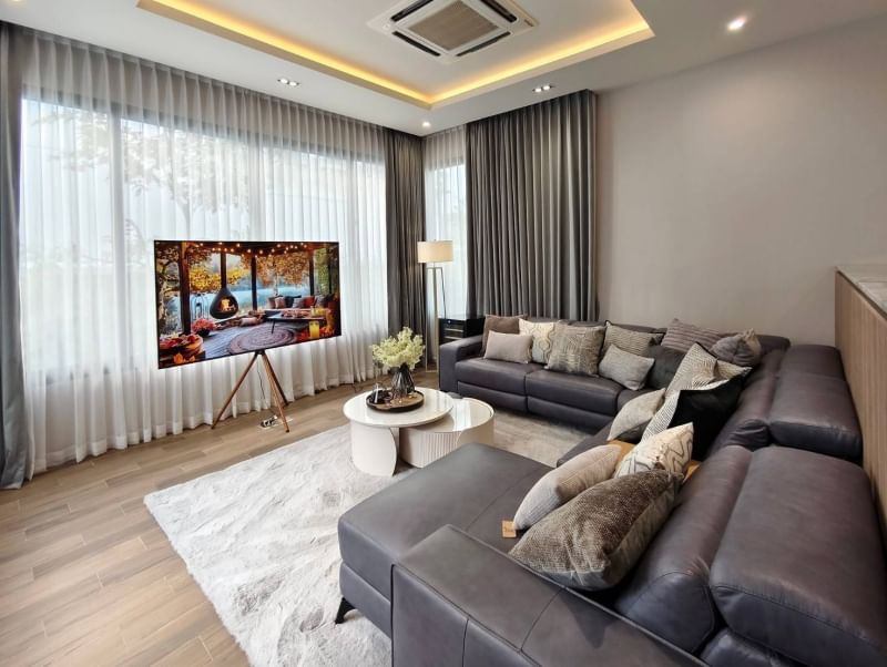 4 Bedroom House For Sale in Hang Dong, Hang Dong, Chiang Mai - Image 2