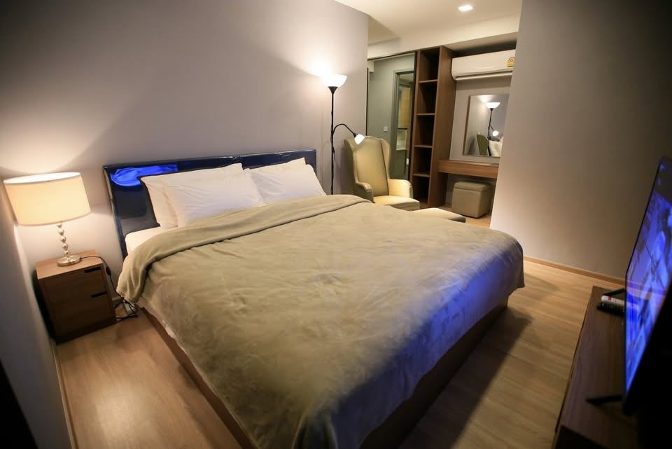 Taka Haus Ekkamai 12 - Image 19