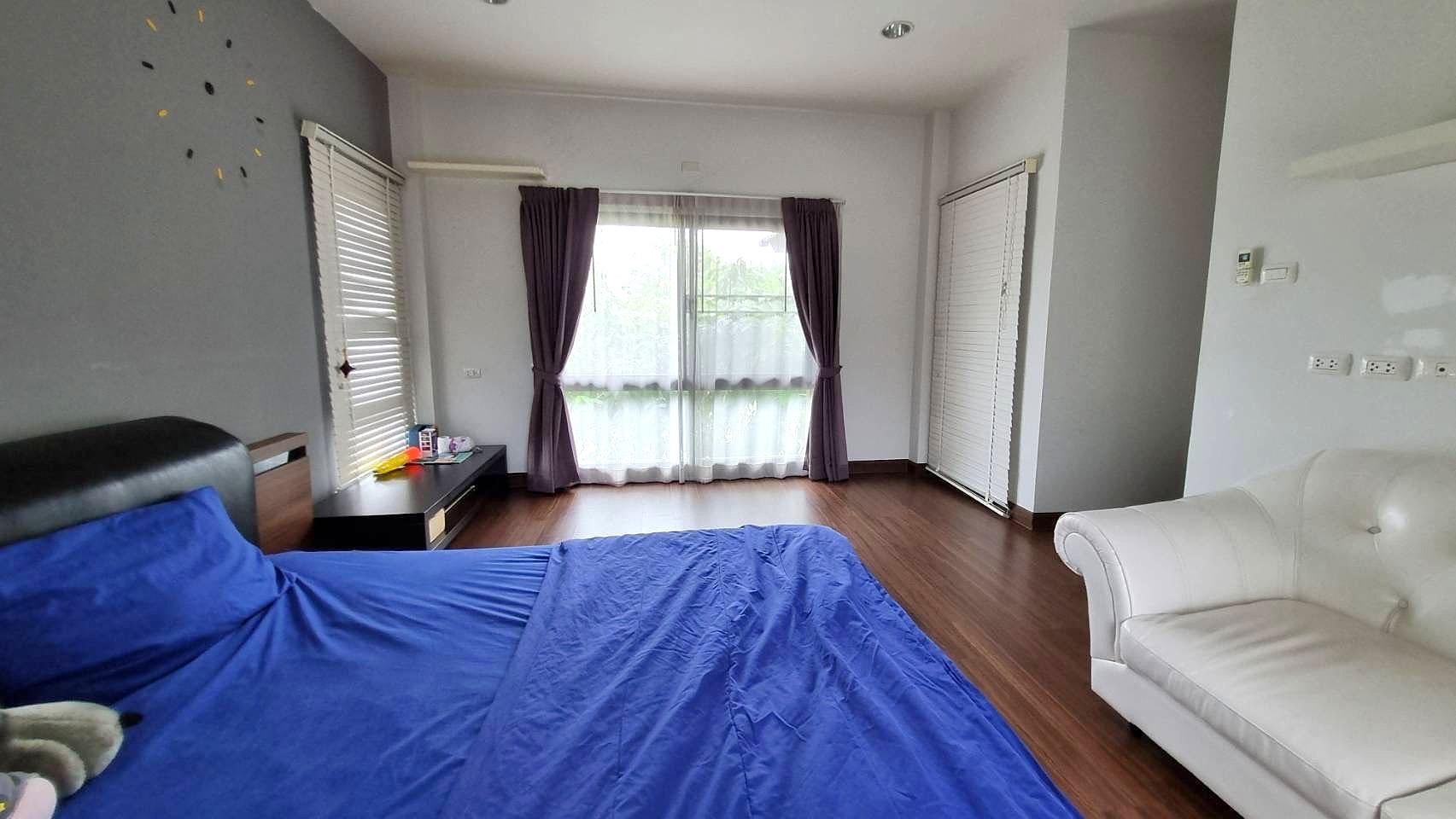 Ploenchit Collina - Image 10
