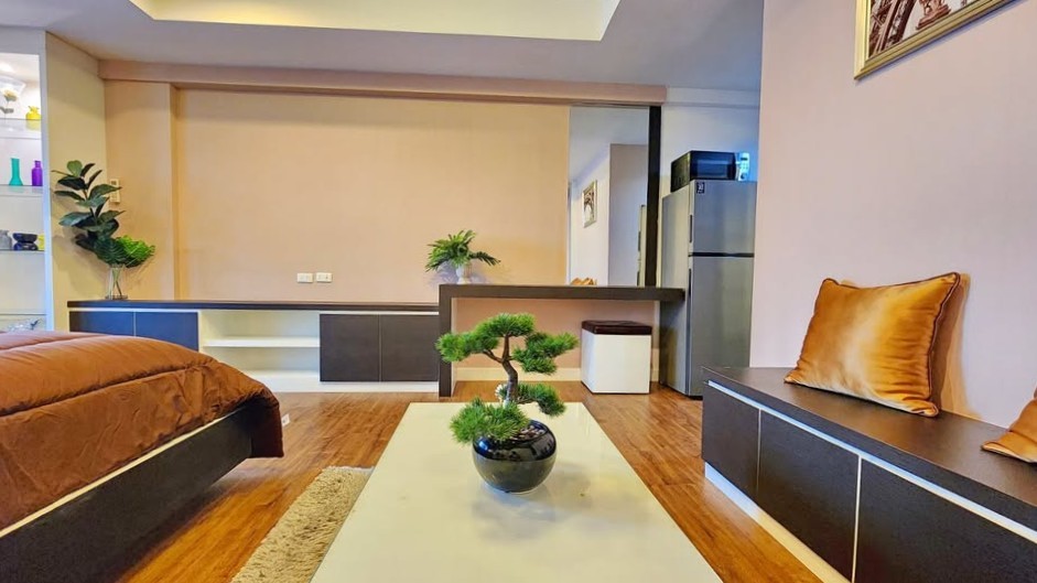 Seven Star Condo - Image 3