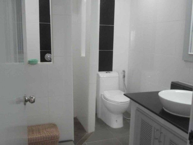 Riverside Condo - Image 12