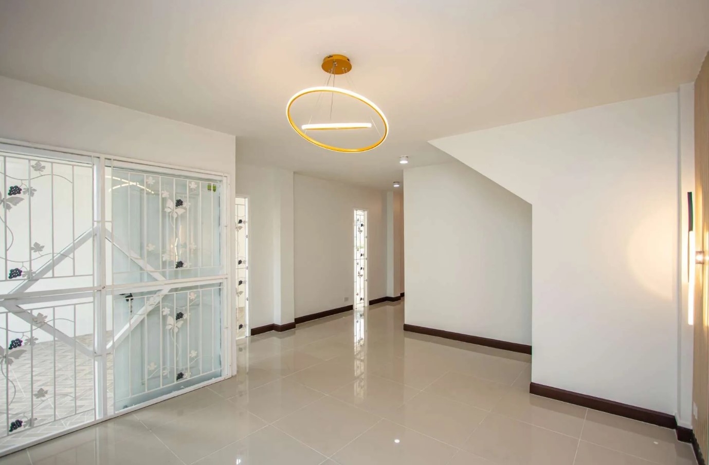 3 Bedroom Townhouse For Sale in Mueang Kaeo, Mae Rim, Chiang Mai - Image 3