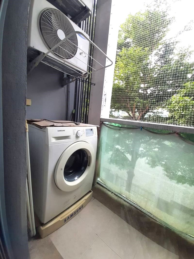 One Plus Nineteen 4 Condominium - Image 10