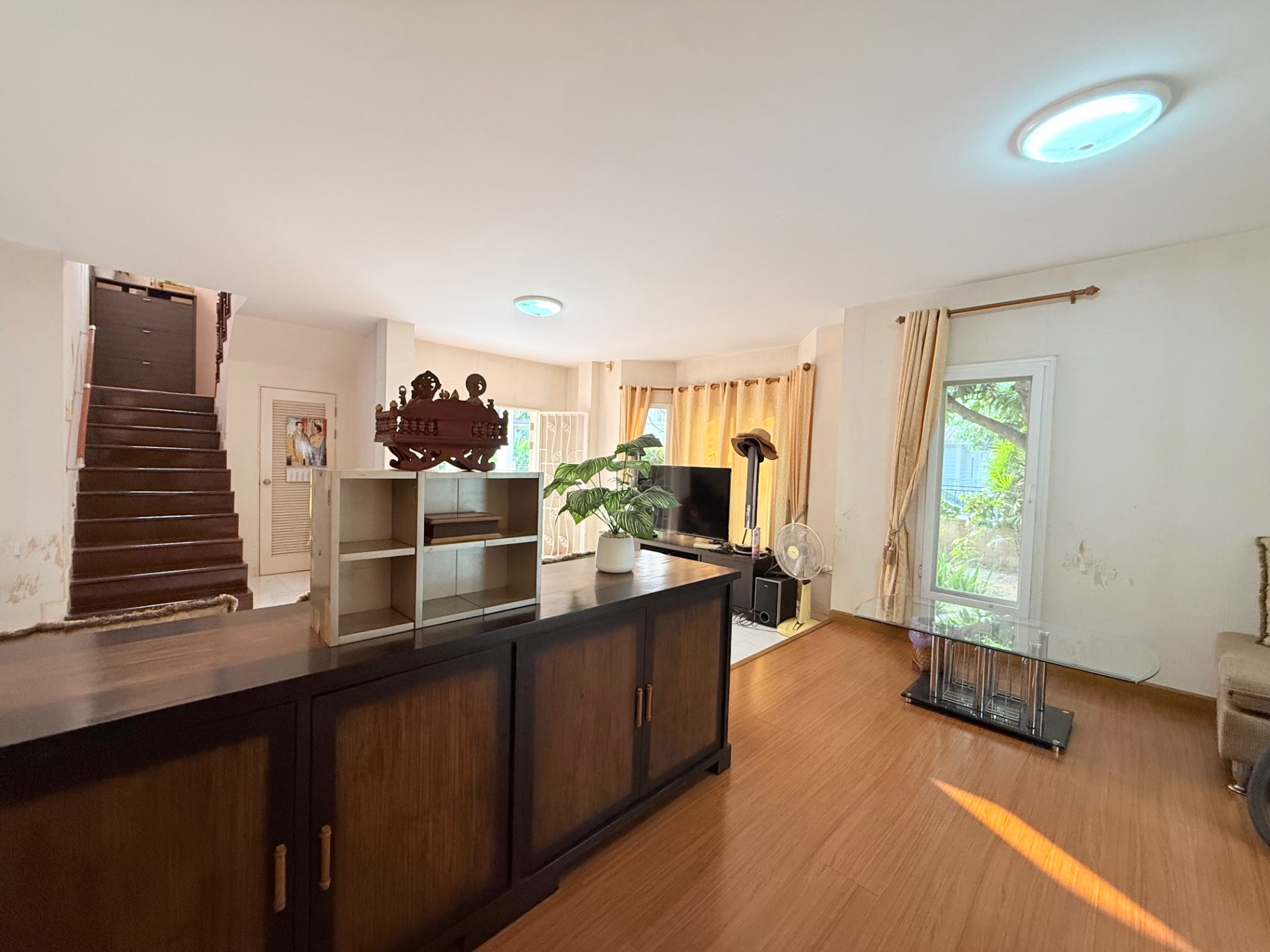 Home in Park - Image 8