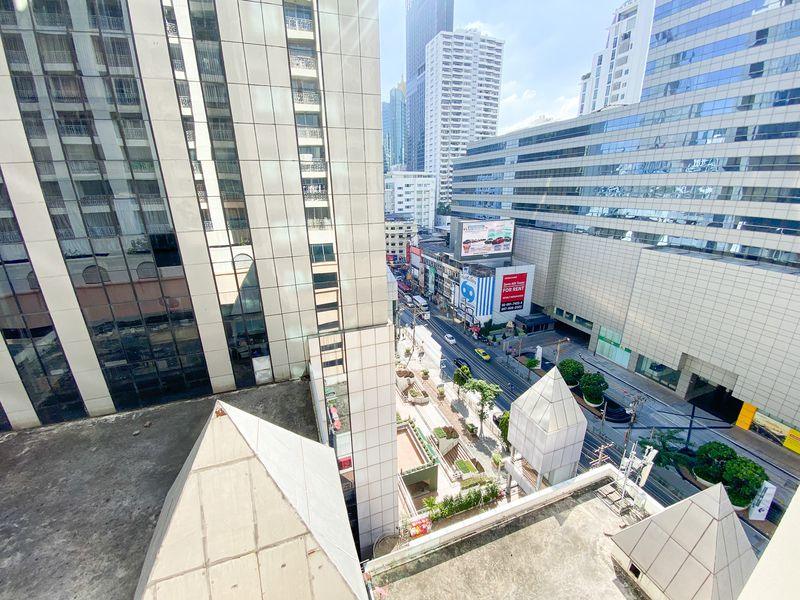 Asoke Place - Image 9