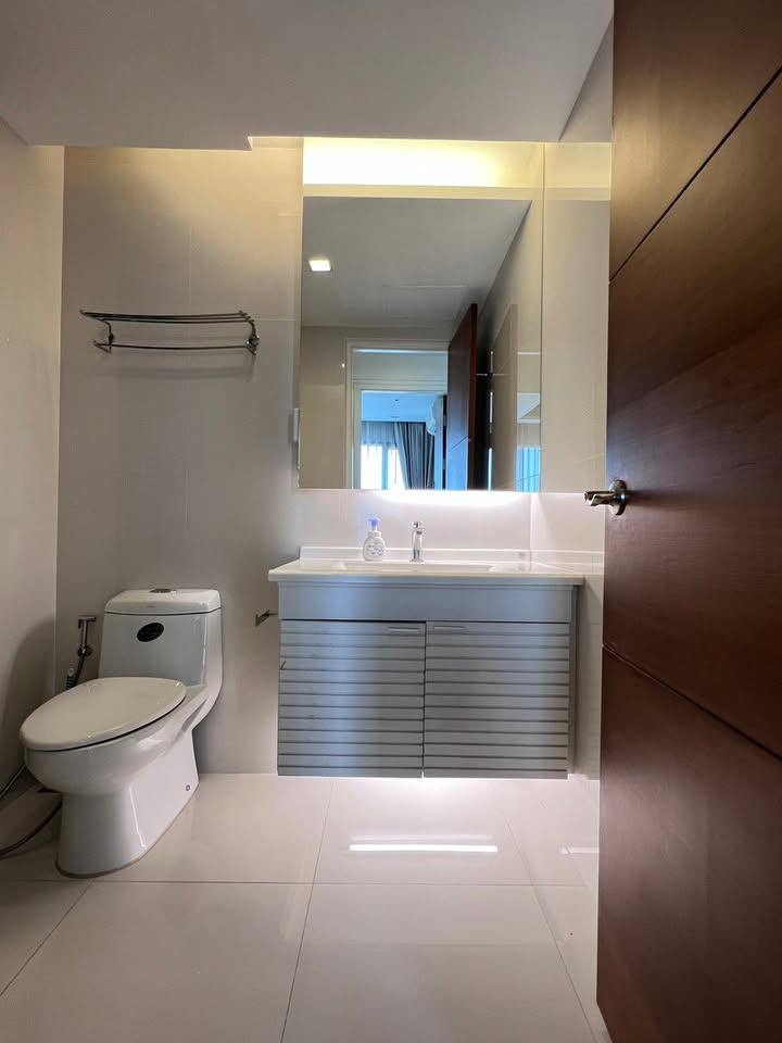 The Shine Condo - Image 6