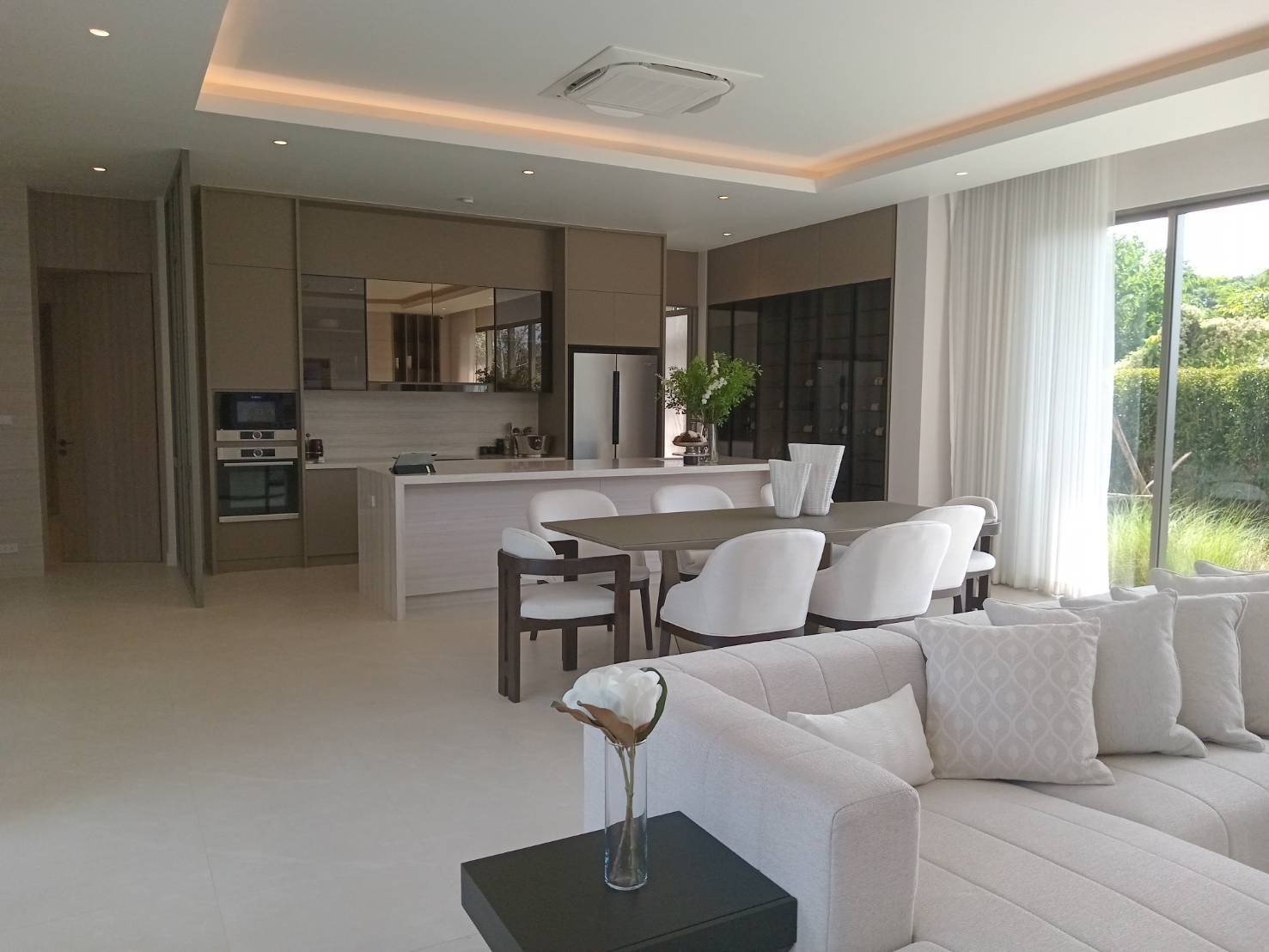 Rochalia Resort Villas - Image 17