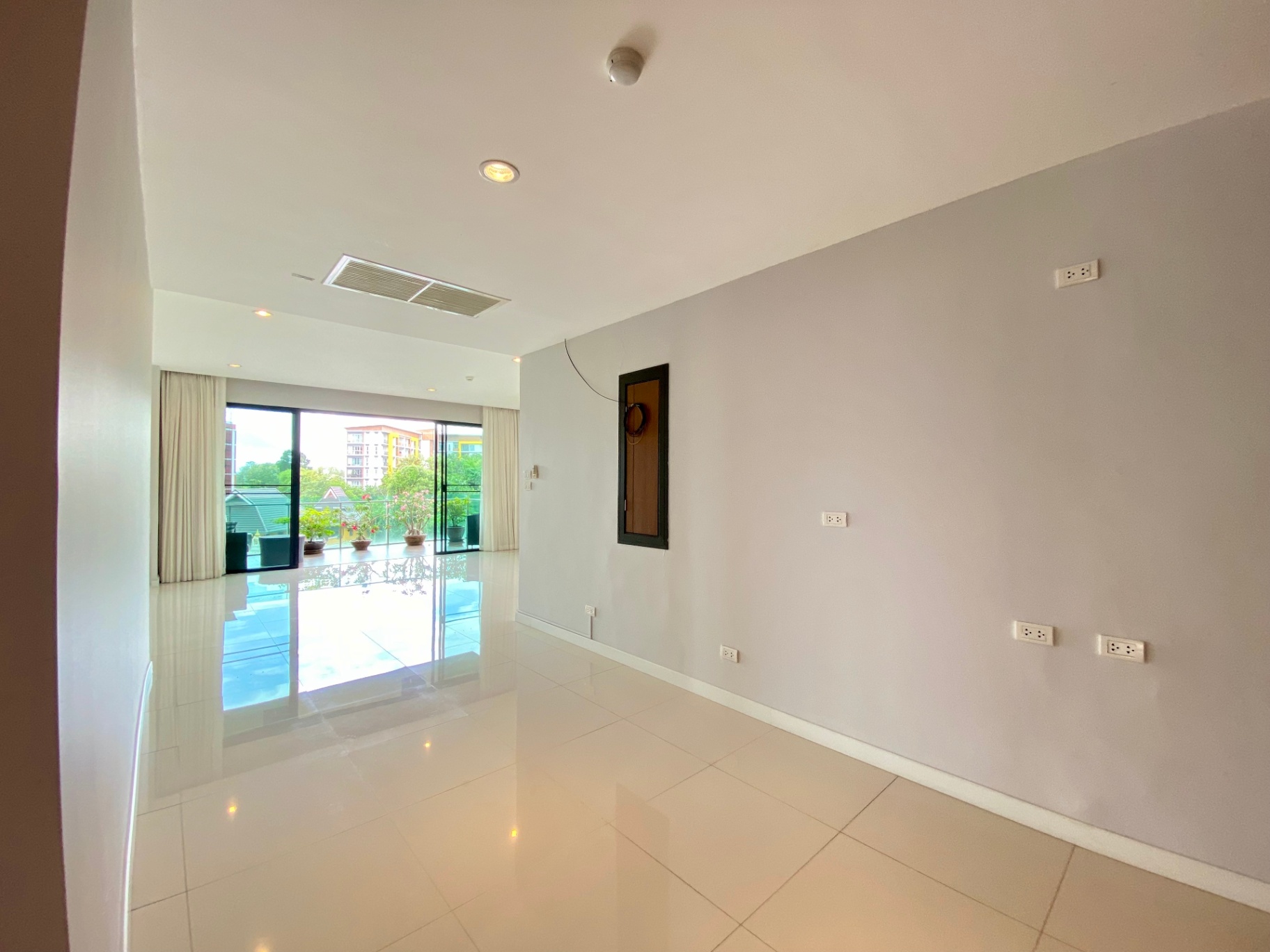 The Resort Condominium - Image 8